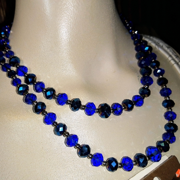 ROYAL BLUE CRYSTAL BEADS NECKLACE SET - Picture 3 of 6